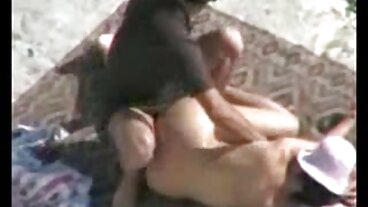 2 cam 섹시한중년여성 핥아 엉덩이 에 하드코어 레즈비언 XXX 면