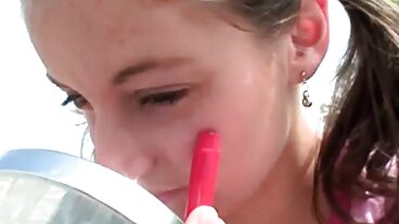 Danny D가 Morgan의 눈에 치명적인 샷을 날립니다.