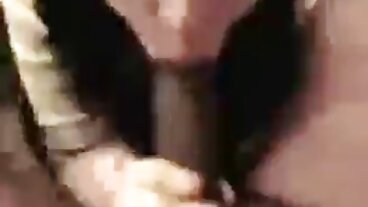 수줍어 소년 을 얻 a 거 용량 의 섹시한중년여성 엉덩이 가 두 개의 horny 여자