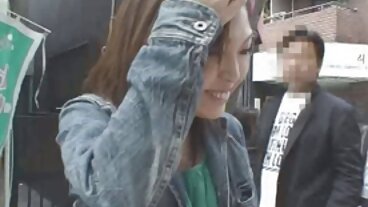 슈퍼 효과적인 건설 노동자는 귀염둥이를 잤어요